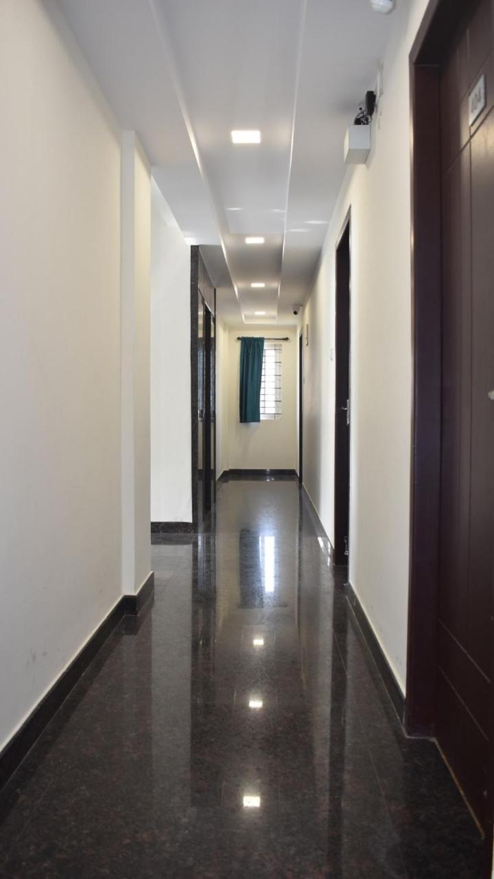 Symphony Suites Bangalore Exterior foto